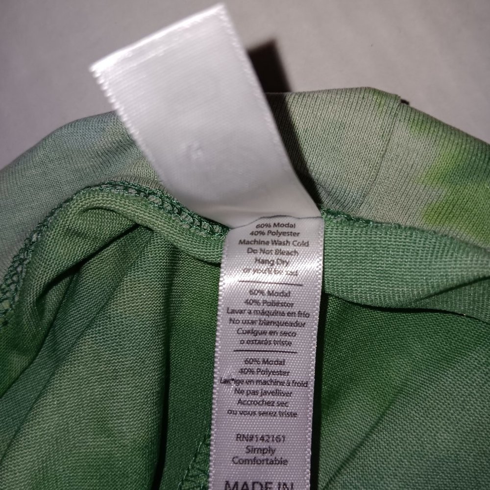 LULAROE TIE DYE SHORT SLEEVE TOP - Picture 6 of 6